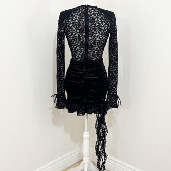 Miss Circle Nadina Black Lace Velvet Mini Dress Size XXS - Picture 5 of 7